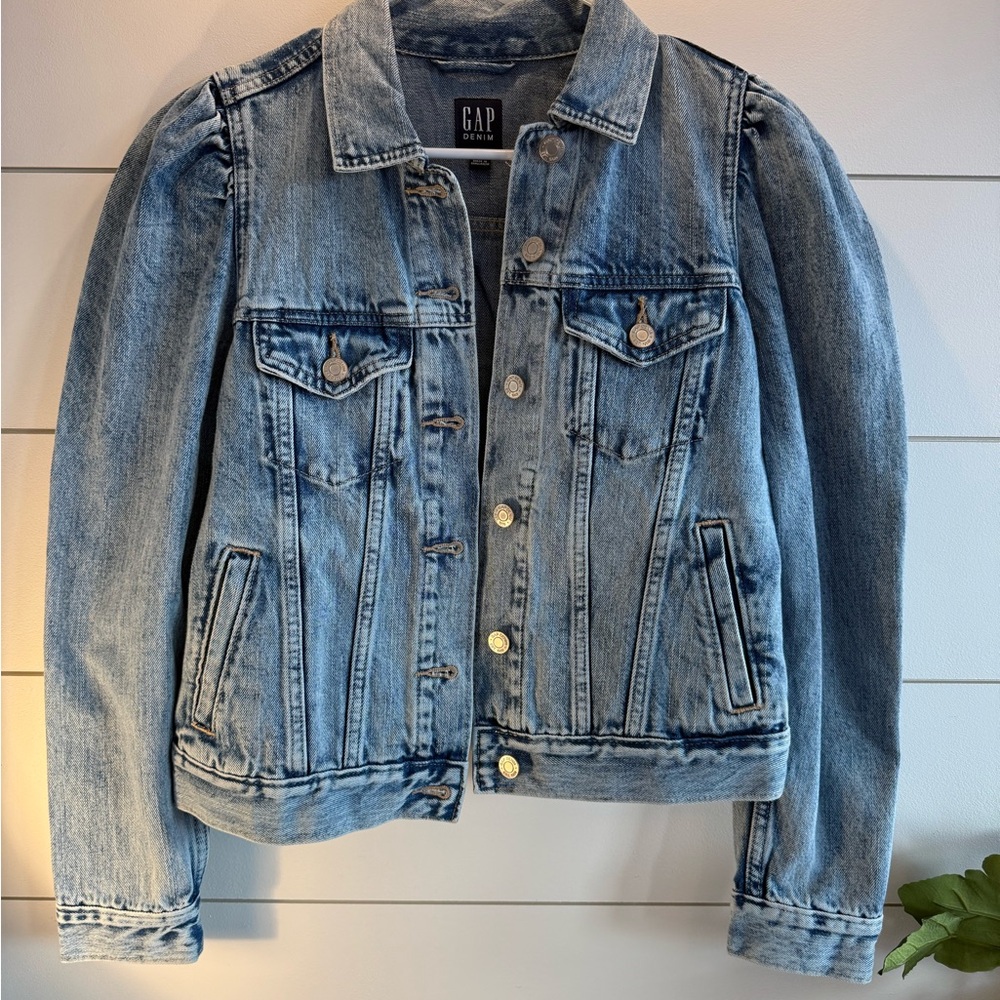 GAP Denim Jacket in Light Blue